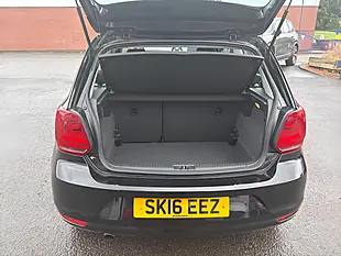 Used 2016 Volkswagen Polo Se Black - Interior and Exterior details 6