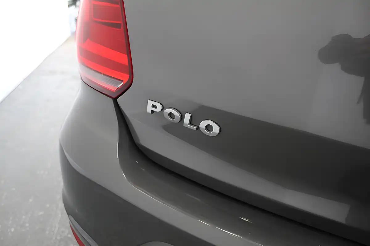 Used 2016 Volkswagen Polo Se Grey - Interior and Exterior details 11