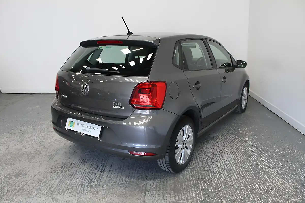 Used 2016 Volkswagen Polo Se Grey - Interior and Exterior details 6