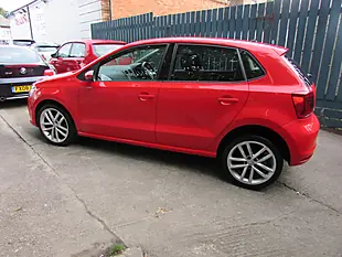 Used 2016 Volkswagen Polo Sel Red - Interior and Exterior details 13