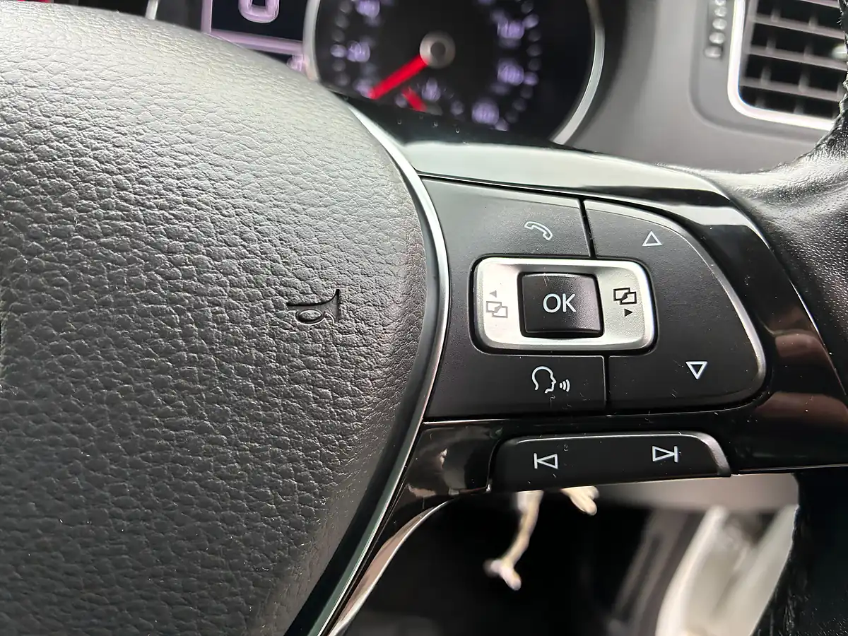 Used 2016 Volkswagen Polo Tech Match White - Interior and Exterior details 12