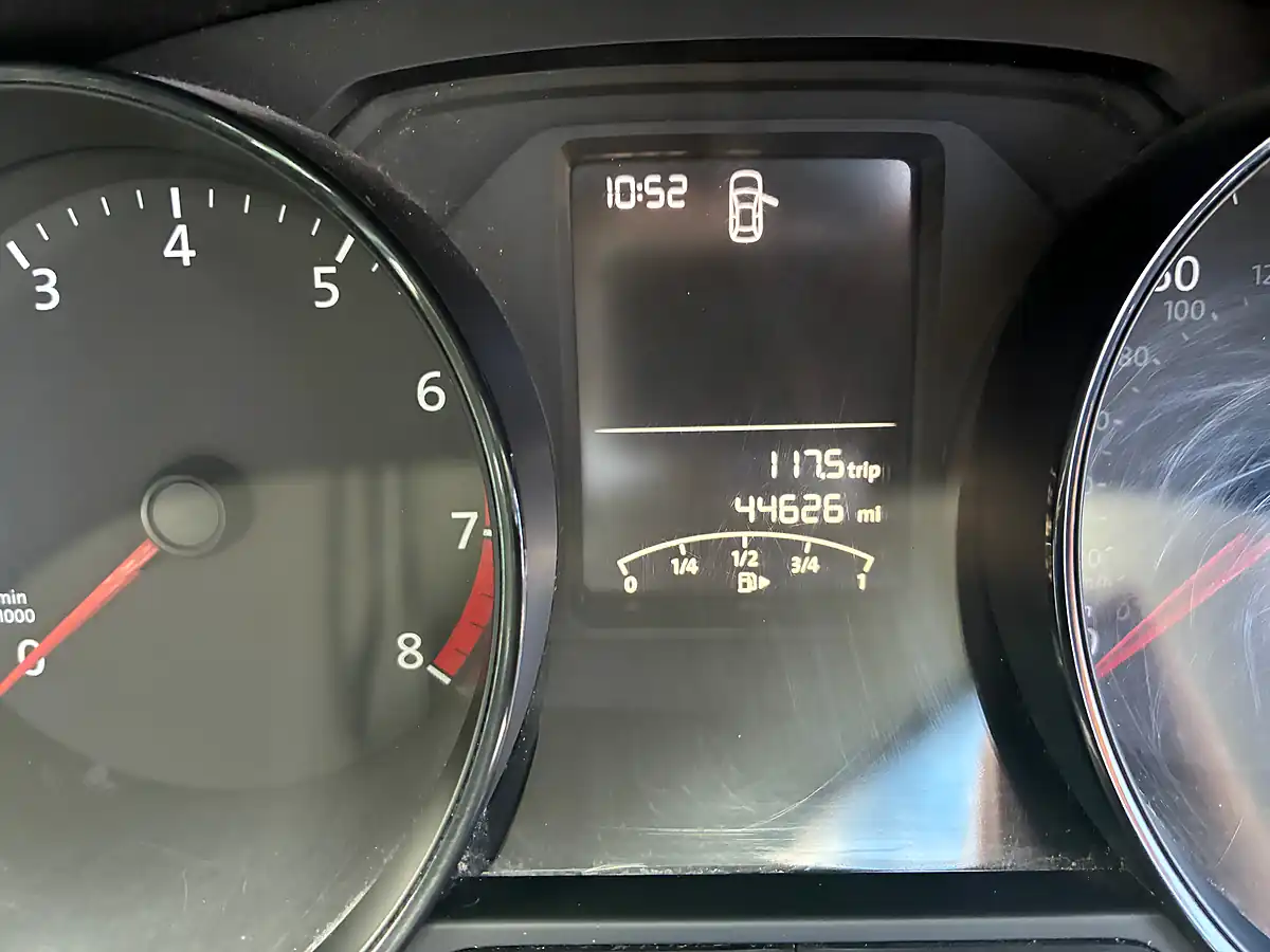 Used 2016 Volkswagen Polo Tech S Blue - Interior and Exterior details 10