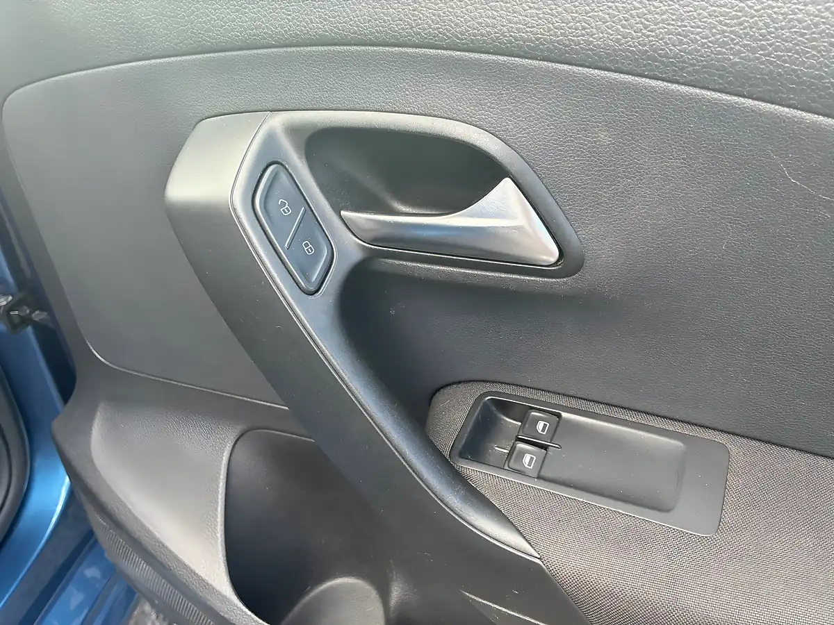 Used 2016 Volkswagen Polo Tech S Blue - Interior and Exterior details 13