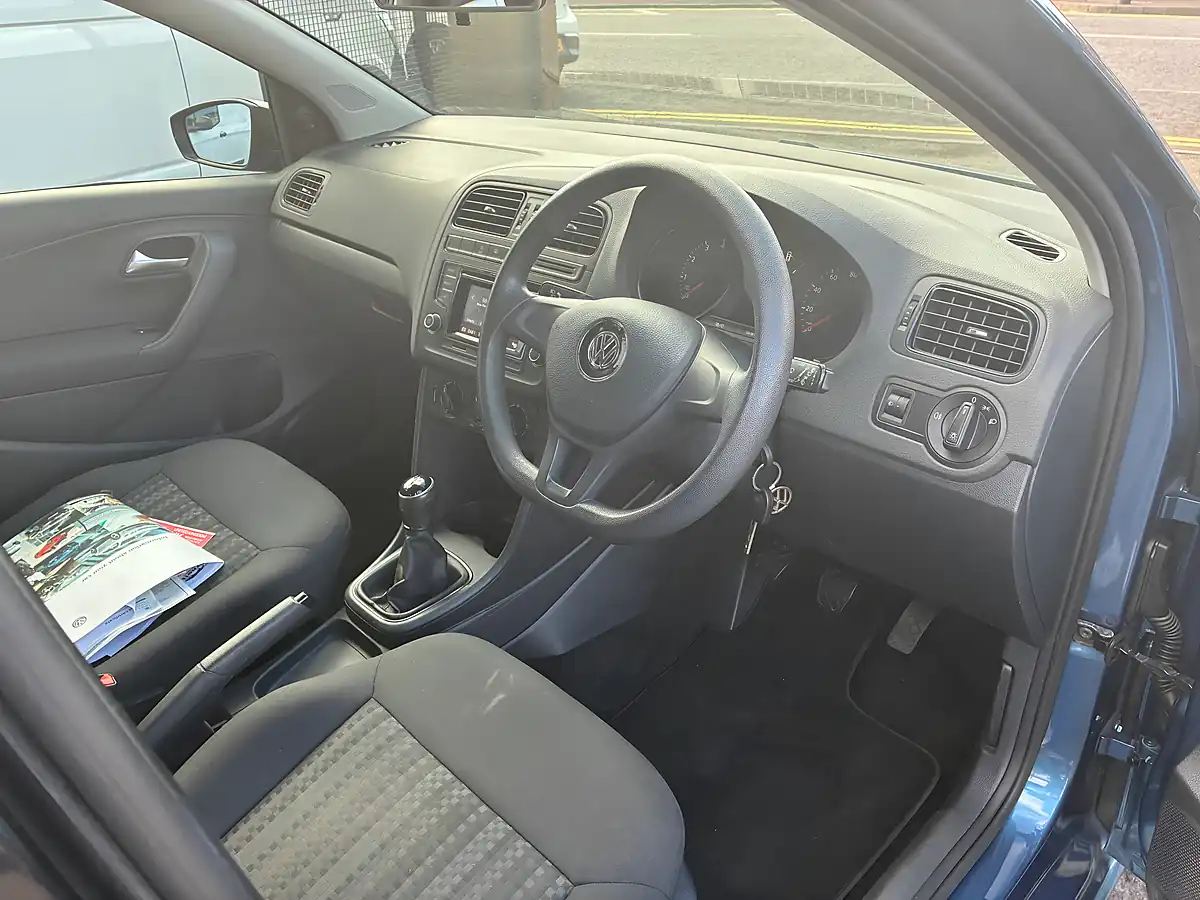 Used 2016 Volkswagen Polo Tech S Blue - Interior and Exterior details 9