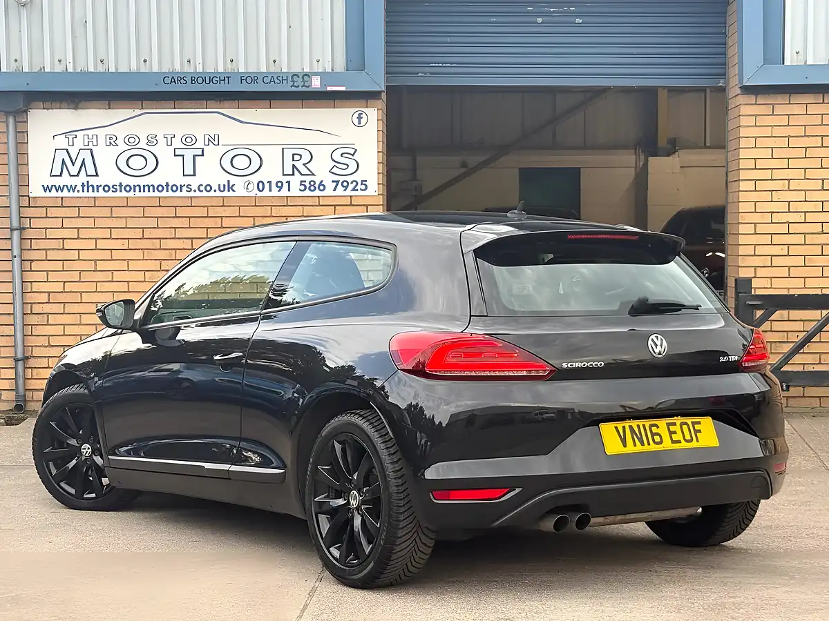 Used 2016 Volkswagen Scirocco Bluemotion Tech Euro 6 Black - Interior and Exterior details 3