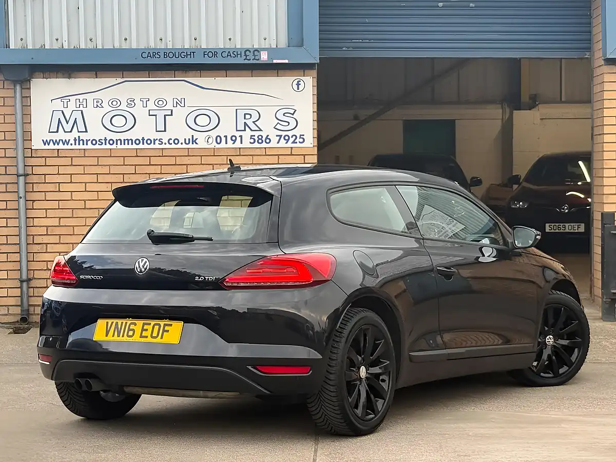 Used 2016 Volkswagen Scirocco Bluemotion Tech Euro 6 Black - Interior and Exterior details 4