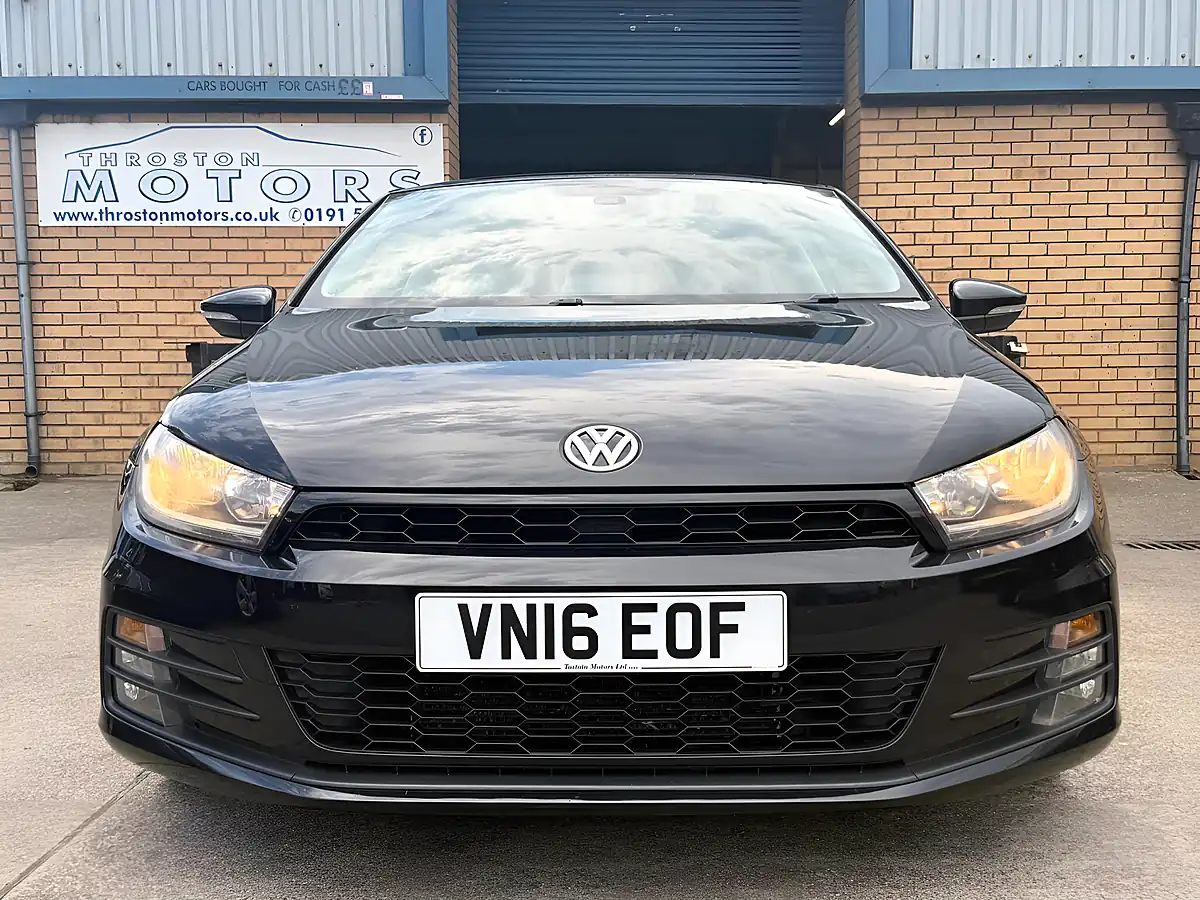 Used 2016 Volkswagen Scirocco Bluemotion Tech Euro 6 Black - Interior and Exterior details 7