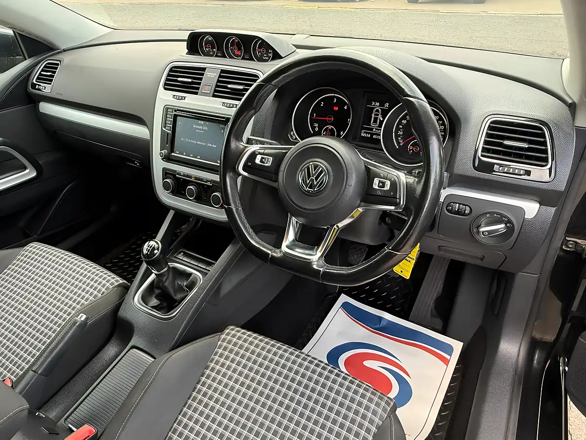 Used 2016 Volkswagen Scirocco Bluemotion Tech Euro 6 Black - Interior and Exterior details 9