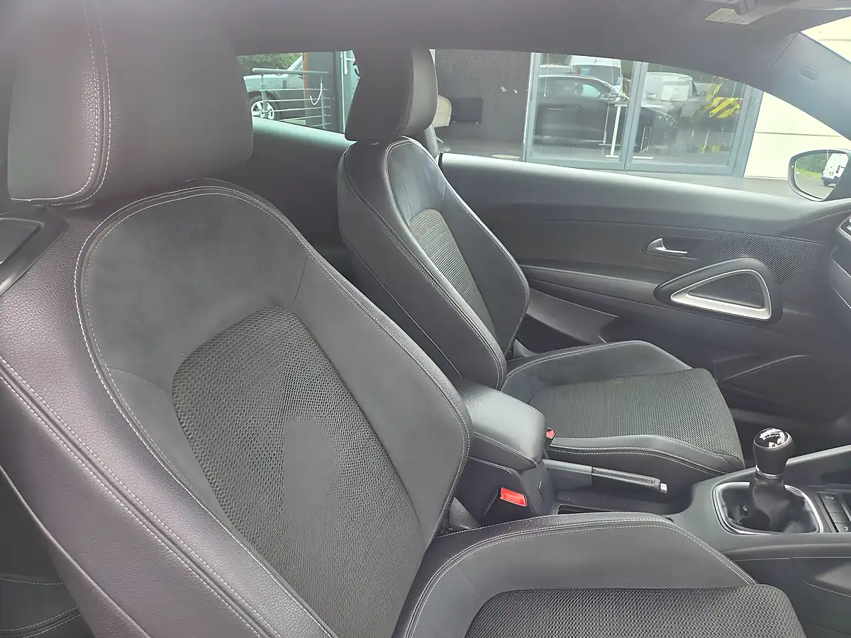 Used 2016 Volkswagen Scirocco GT Black - Interior and Exterior details 15