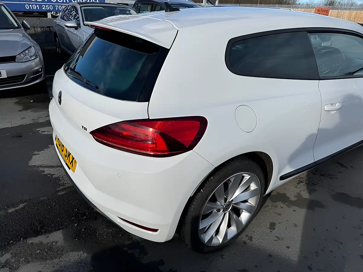 Used 2016 Volkswagen Scirocco GT White - Interior and Exterior details 13