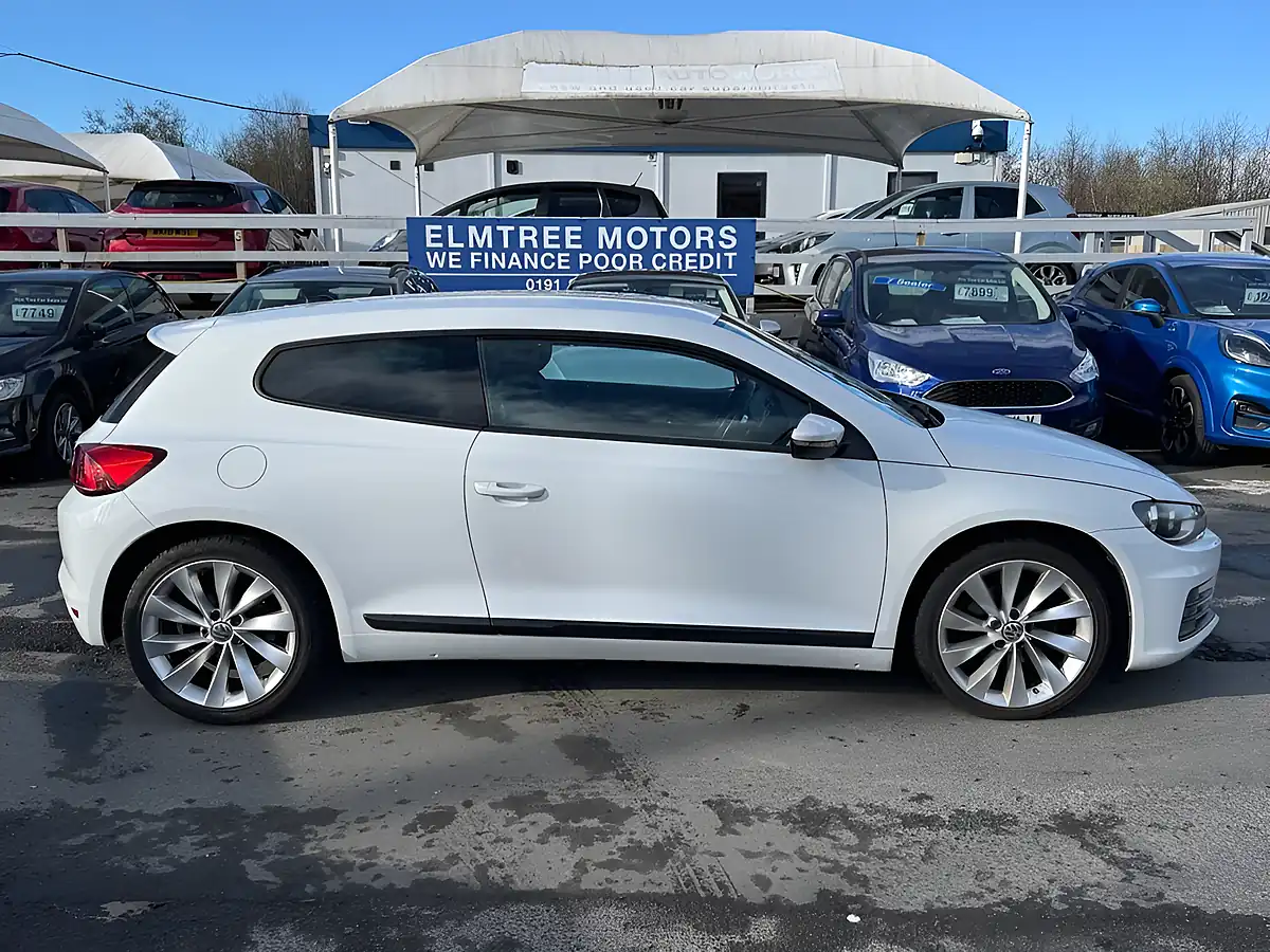 Used 2016 Volkswagen Scirocco GT White - Interior and Exterior details 3