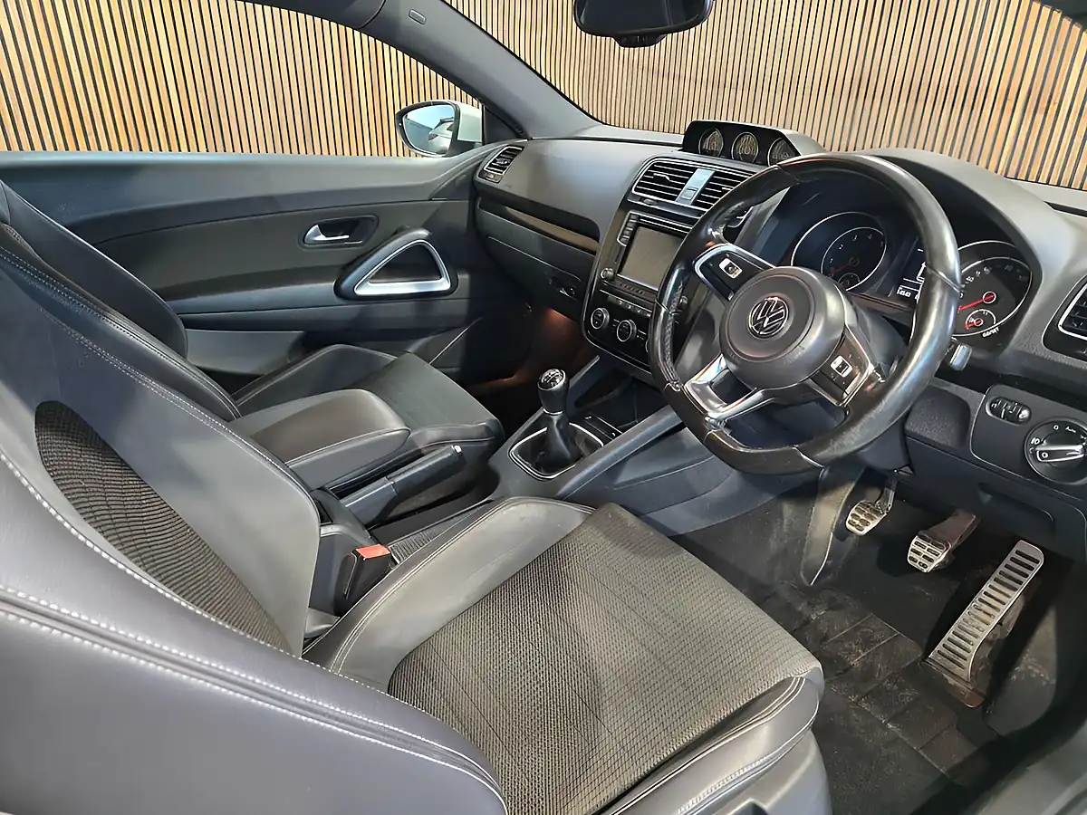 Used 2016 Volkswagen Scirocco GT White - Interior and Exterior details 11