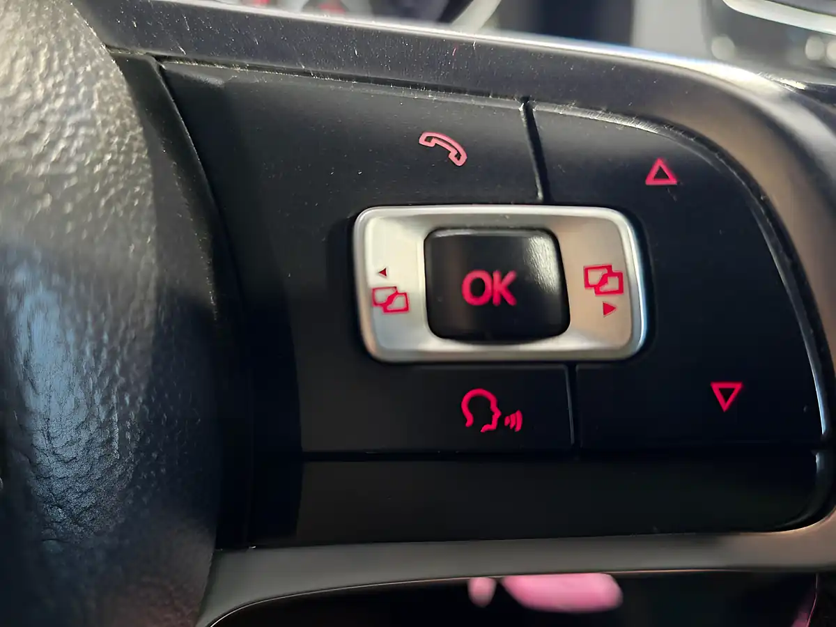 Used 2016 Volkswagen Scirocco GT White - Interior and Exterior details 17