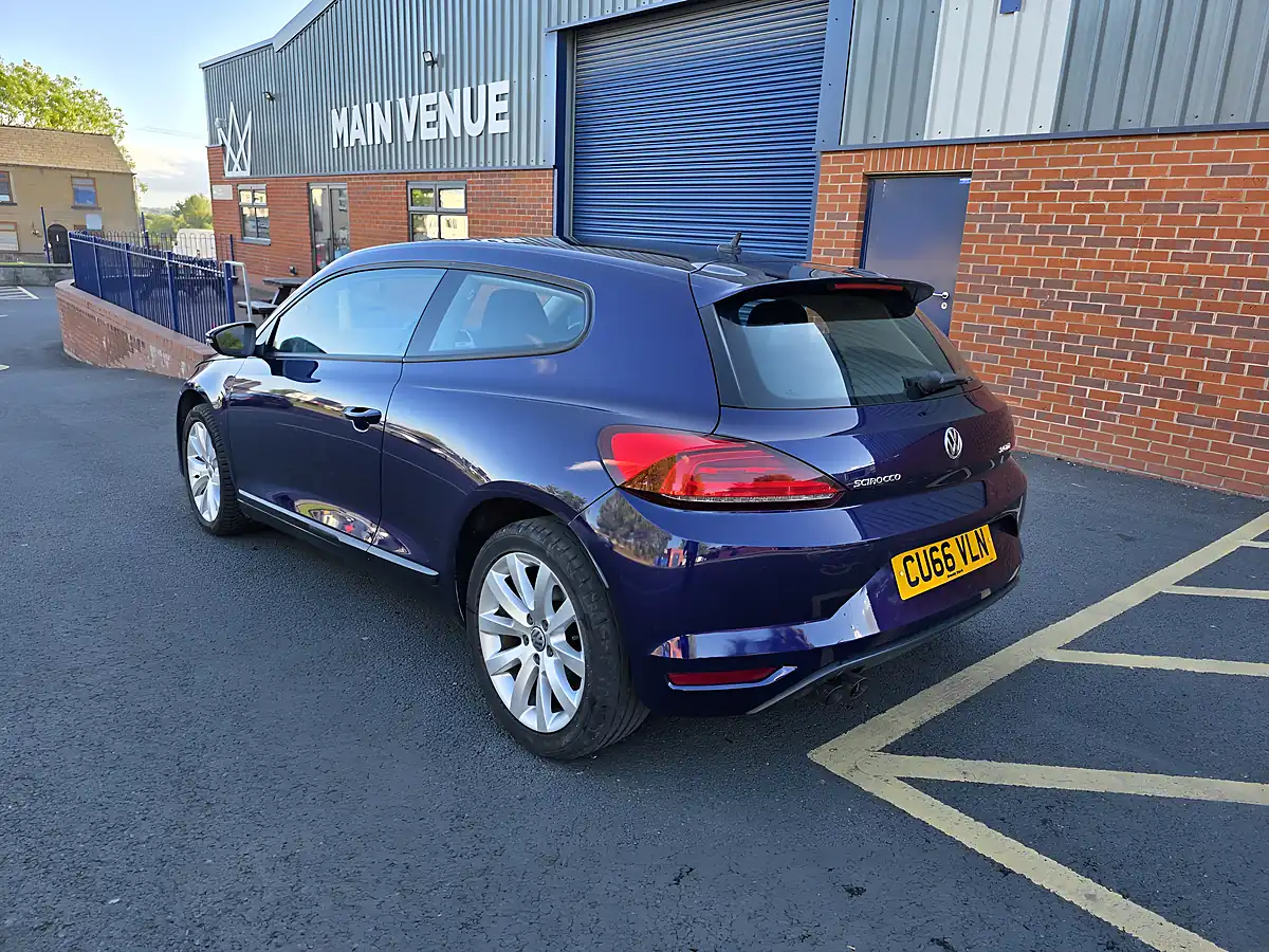 Used 2016 Volkswagen Scirocco Purple - Interior and Exterior details 6