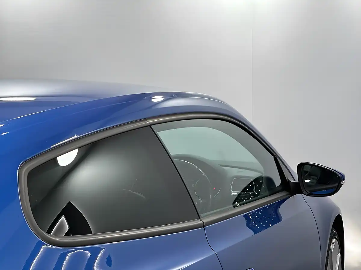 Used 2016 Volkswagen Scirocco R-Line Blue - Interior and Exterior details 12
