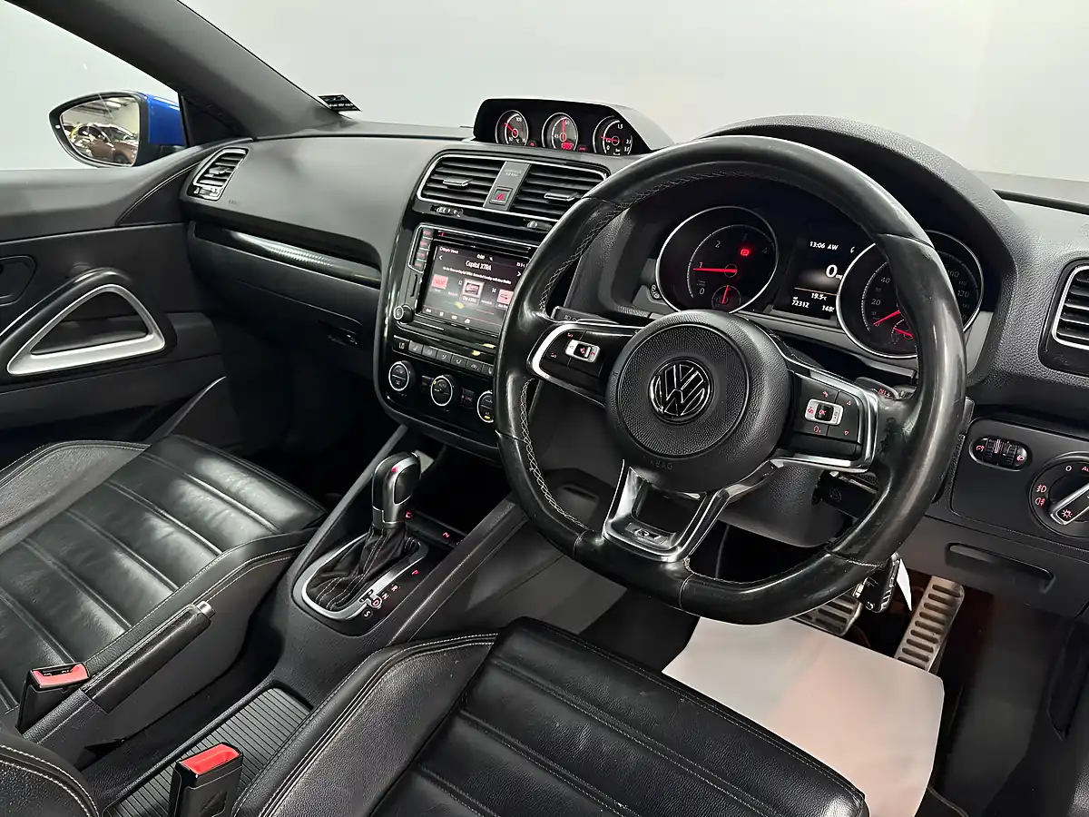 Used 2016 Volkswagen Scirocco R-Line Blue - Interior and Exterior details 13