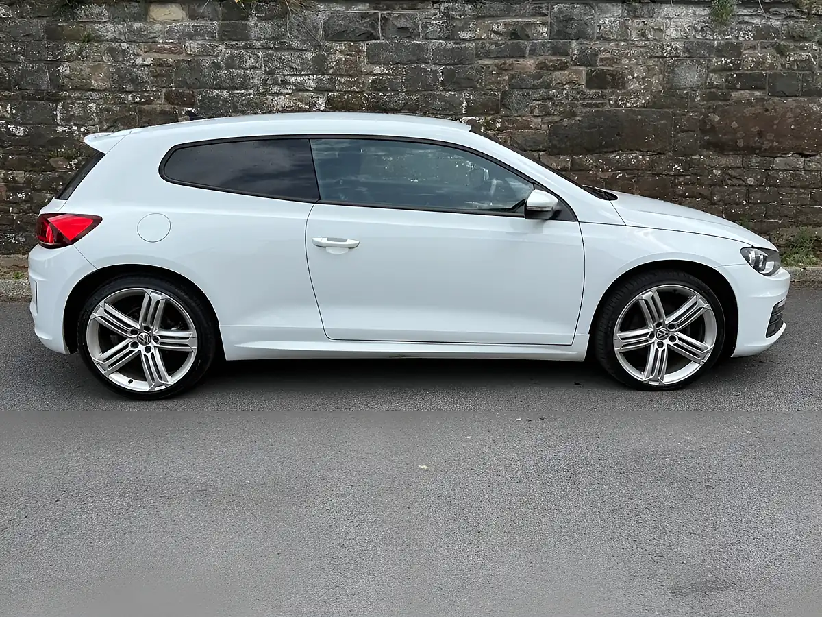 Used 2016 Volkswagen Scirocco R-Line White - Interior and Exterior details 4