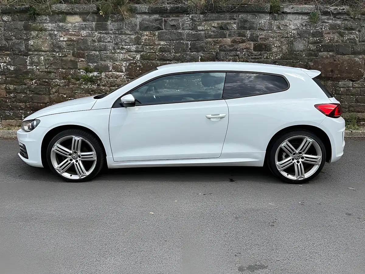 Used 2016 Volkswagen Scirocco R-Line White - Interior and Exterior details 5