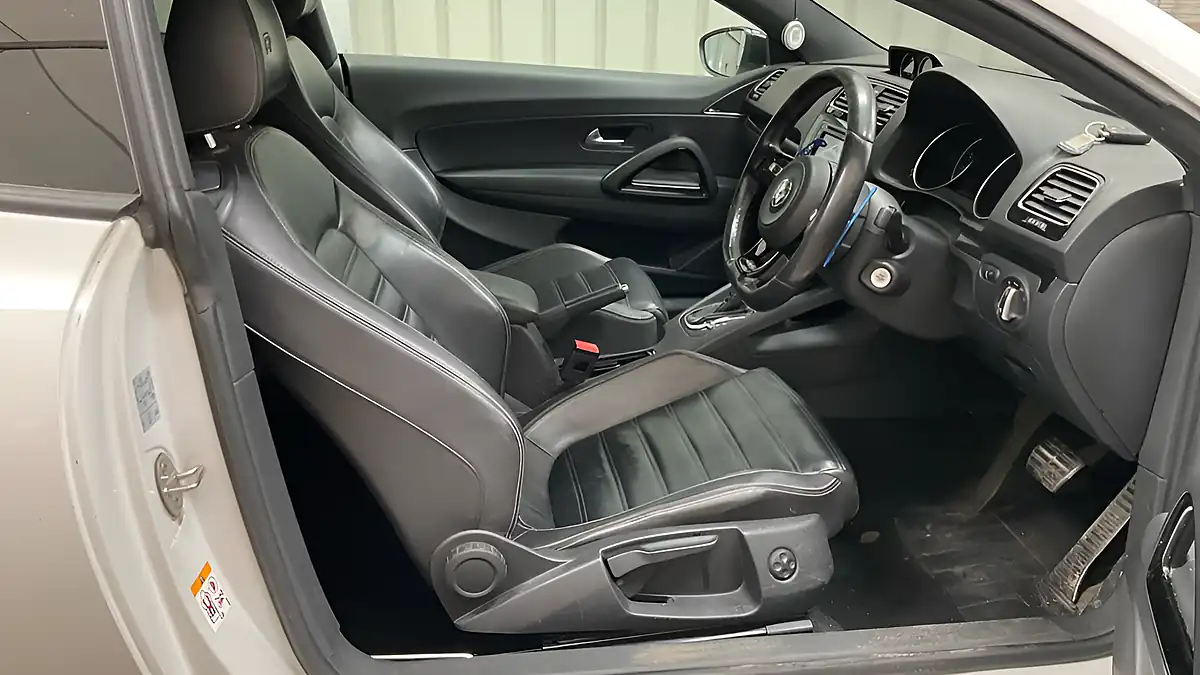 Used 2016 Volkswagen Scirocco R White - Interior and Exterior details 10