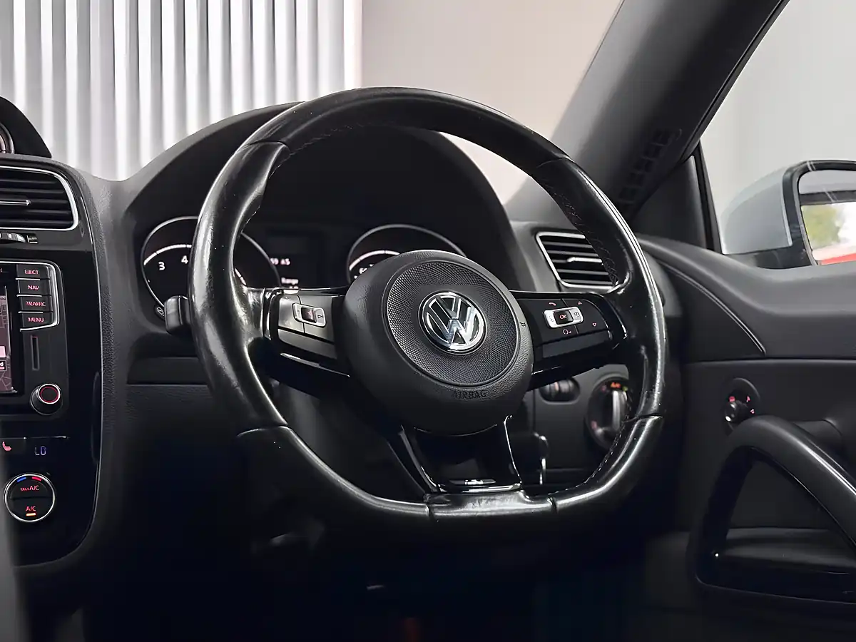 Used 2016 Volkswagen Scirocco R White - Interior and Exterior details 16