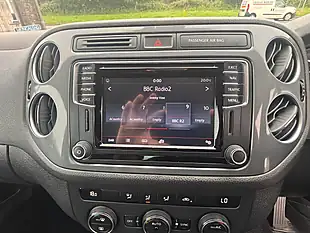 Used 2016 Volkswagen Tiguan Bluemotion Tech Match Edition Grey - Interior and Exterior details 10