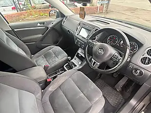 Used 2016 Volkswagen Tiguan Bluemotion Tech Match Edition Grey - Interior and Exterior details 15