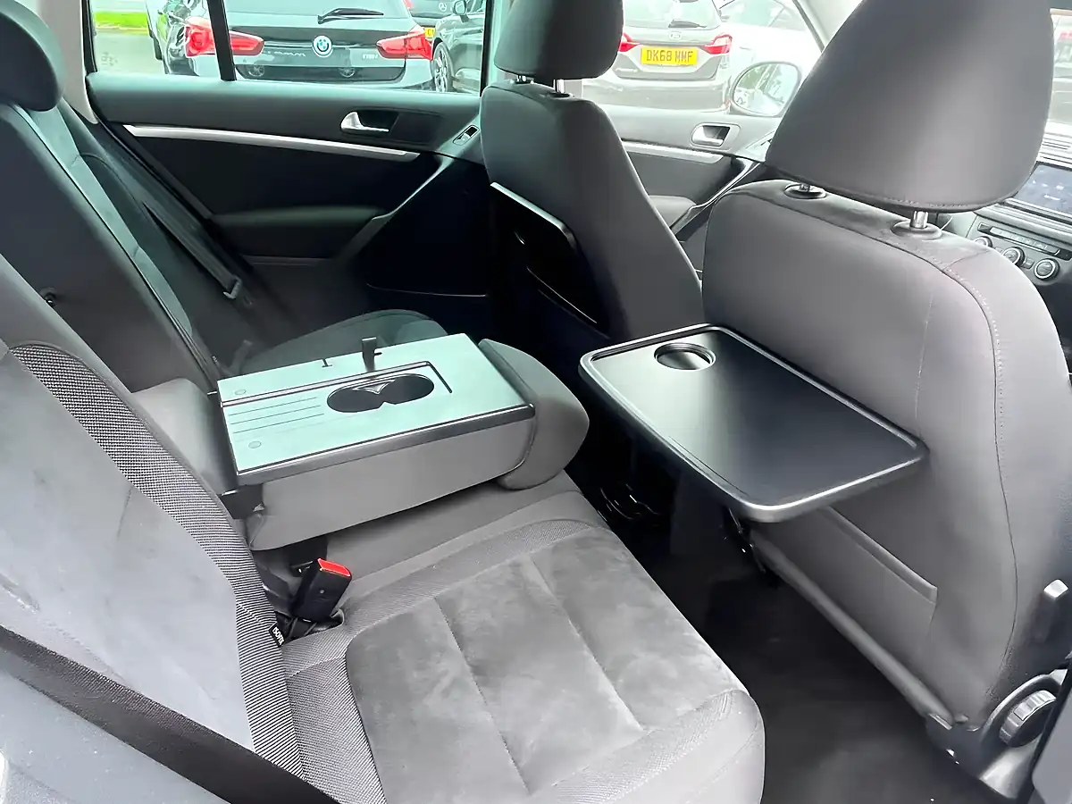 Used 2016 Volkswagen Tiguan Bluemotion Tech Match Edition Silver - Interior and Exterior details 19