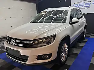 Used 2016 Volkswagen Tiguan Bluemotion Tech Match Edition White - Interior and Exterior details 4