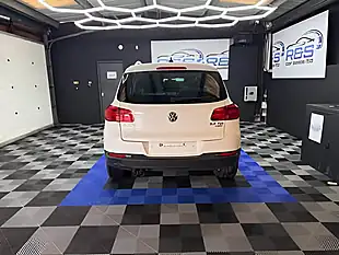 Used 2016 Volkswagen Tiguan Bluemotion Tech Match Edition White - Interior and Exterior details 8