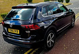 Used 2016 Volkswagen Tiguan Bluemotion Tech Se Navigation Black - Interior and Exterior details 5