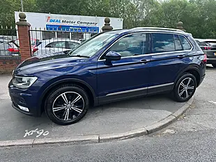Used 2016 Volkswagen Tiguan Bluemotion Tech Se Navigation Blue - Interior and Exterior details 11