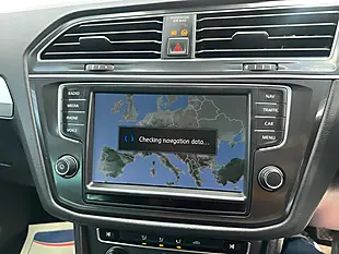 Used 2016 Volkswagen Tiguan Bluemotion Tech Se Navigation Blue - Interior and Exterior details 17