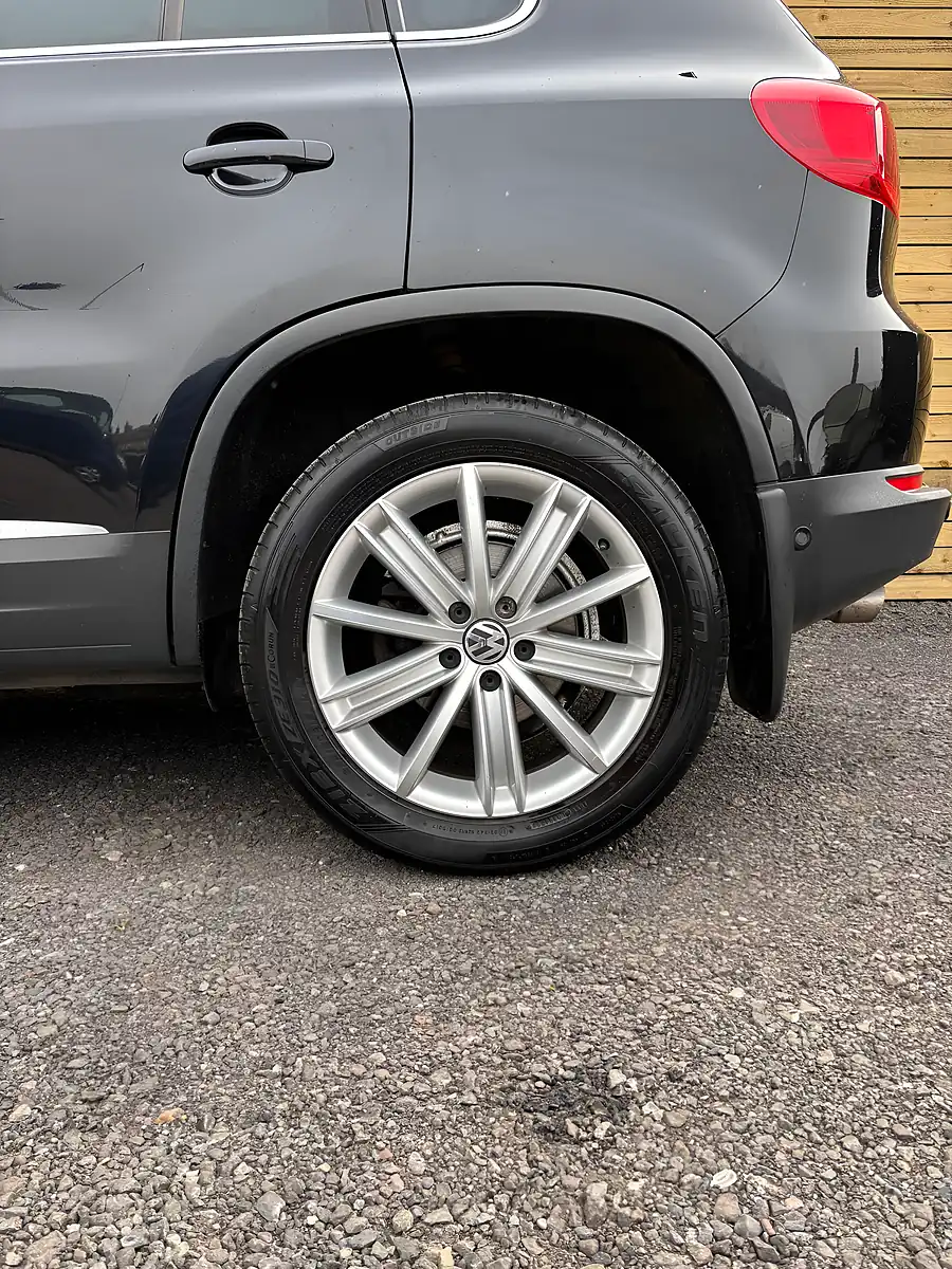 Used 2016 Volkswagen Tiguan Match Edition Black - Interior and Exterior details 12