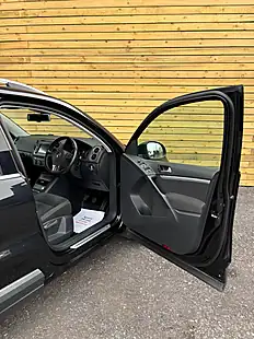 Used 2016 Volkswagen Tiguan Match Edition Black - Interior and Exterior details 13