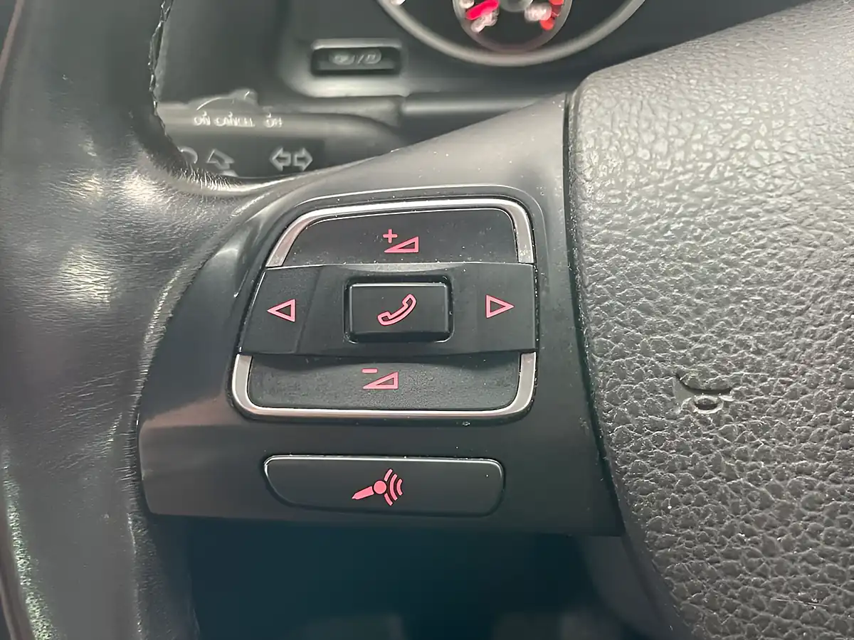 Used 2016 Volkswagen Tiguan Match Edition Black - Interior and Exterior details 17