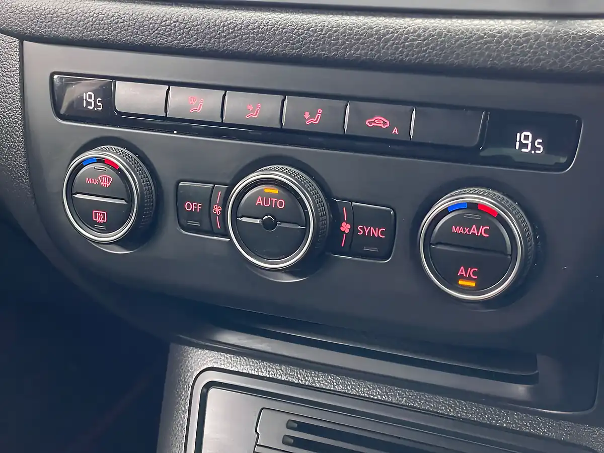 Used 2016 Volkswagen Tiguan Match Edition Black - Interior and Exterior details 19