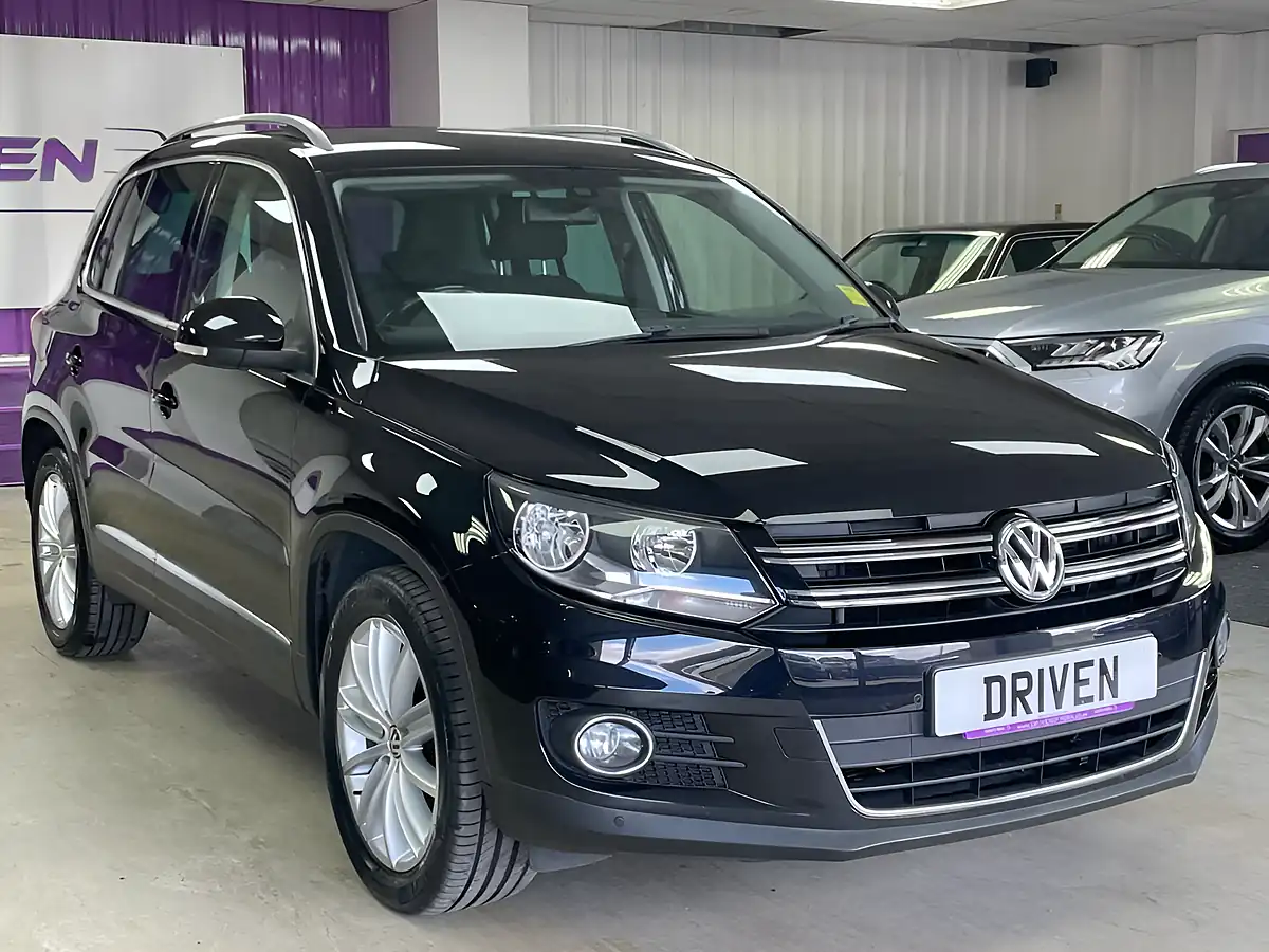 Used 2016 Volkswagen Tiguan Match Edition Black - Interior and Exterior details 4
