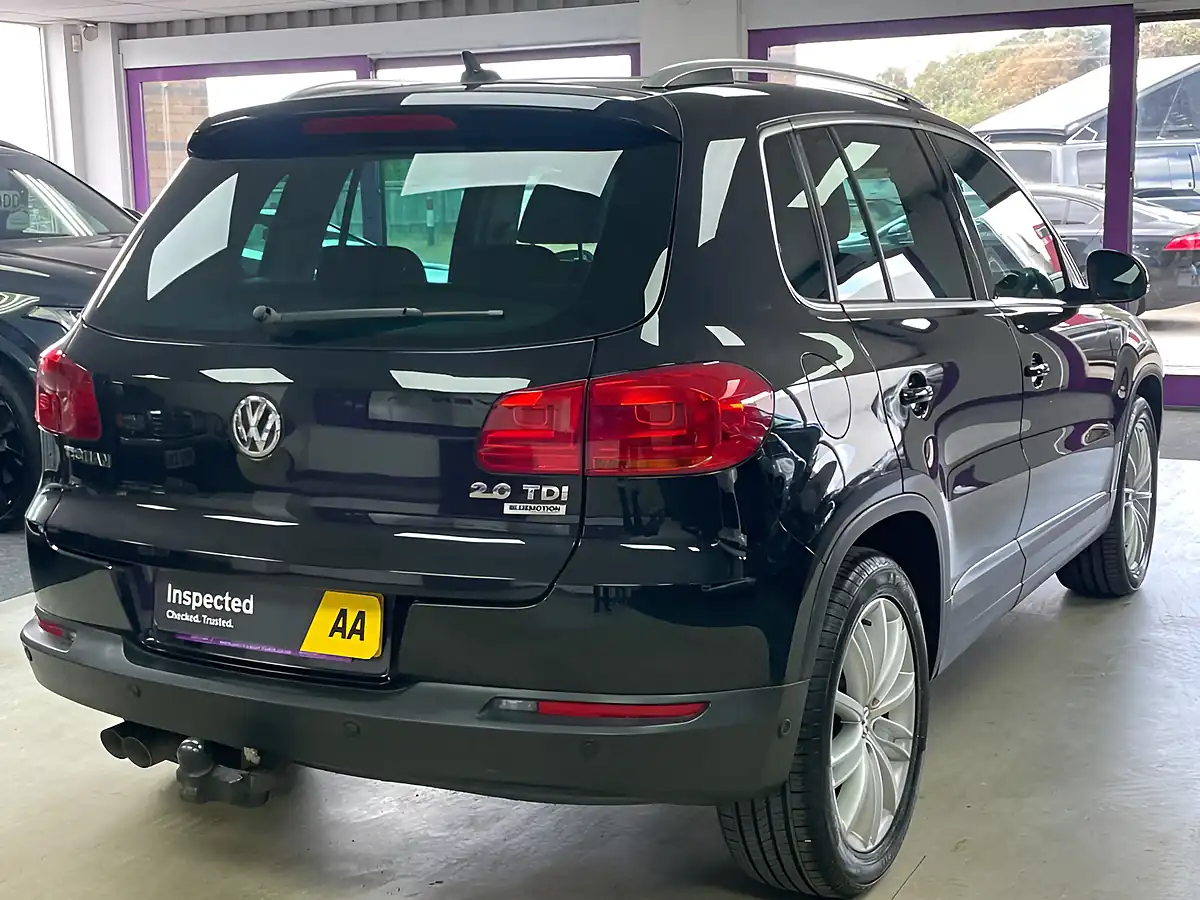 Used 2016 Volkswagen Tiguan Match Edition Black - Interior and Exterior details 9
