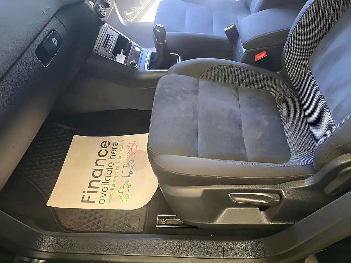 Used 2016 Volkswagen Tiguan Match Edition Black - Interior and Exterior details 11
