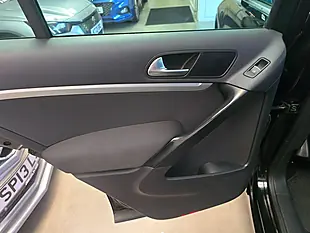 Used 2016 Volkswagen Tiguan Match Edition Black - Interior and Exterior details 14