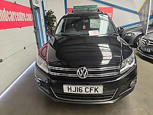 Used 2016 Volkswagen Tiguan Match Edition Black - Interior and Exterior details 4