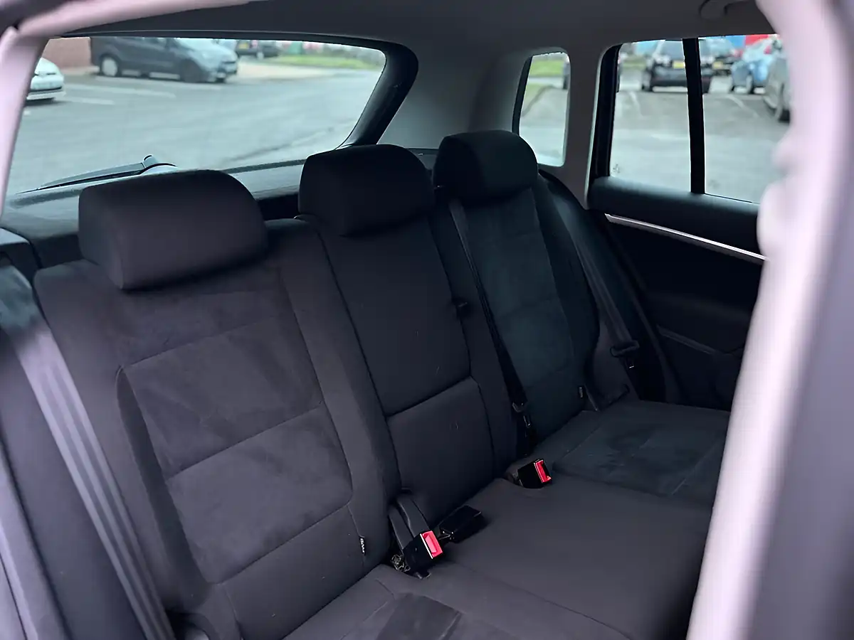 Used 2016 Volkswagen Tiguan Match Edition Deep Black - Interior and Exterior details 13
