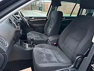 Used 2016 Volkswagen Tiguan Match Edition Deep Black - Interior and Exterior details 16