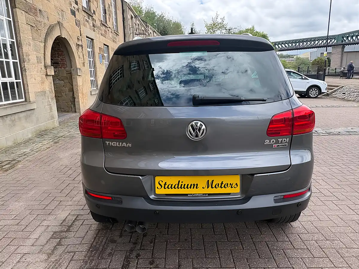 Used 2016 Volkswagen Tiguan Match Edition Grey - Interior and Exterior details 14