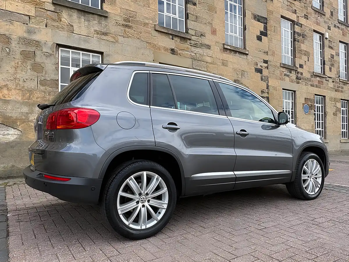 Used 2016 Volkswagen Tiguan Match Edition Grey - Interior and Exterior details 19