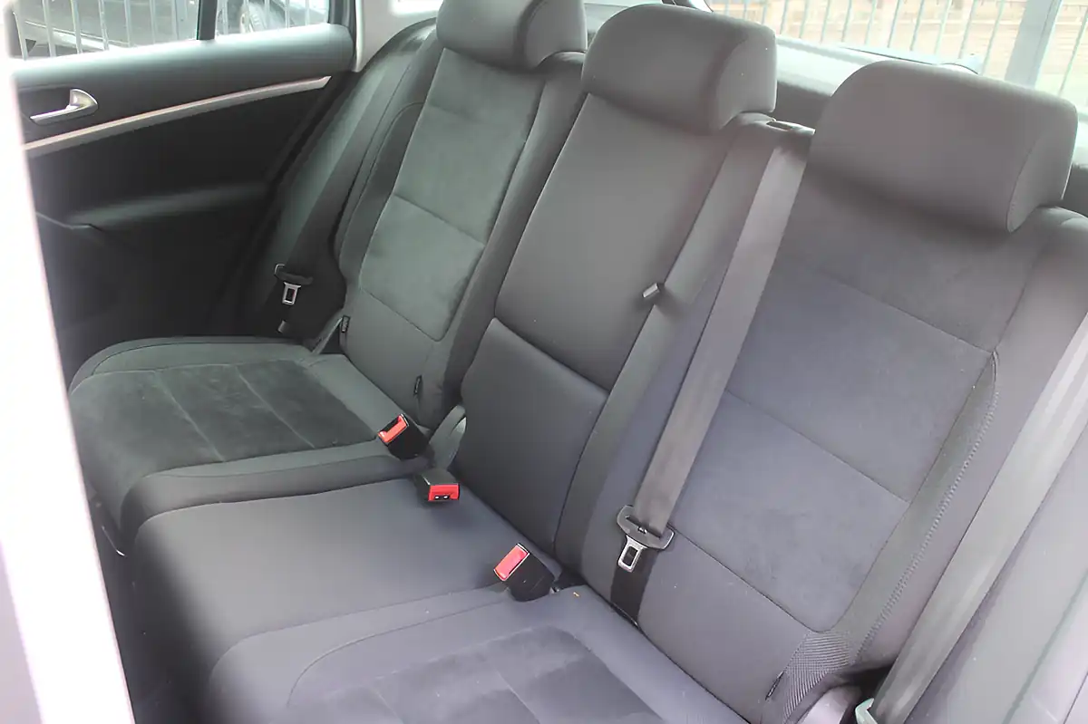 Used 2016 Volkswagen Tiguan Match Edition Grey - Interior and Exterior details 17