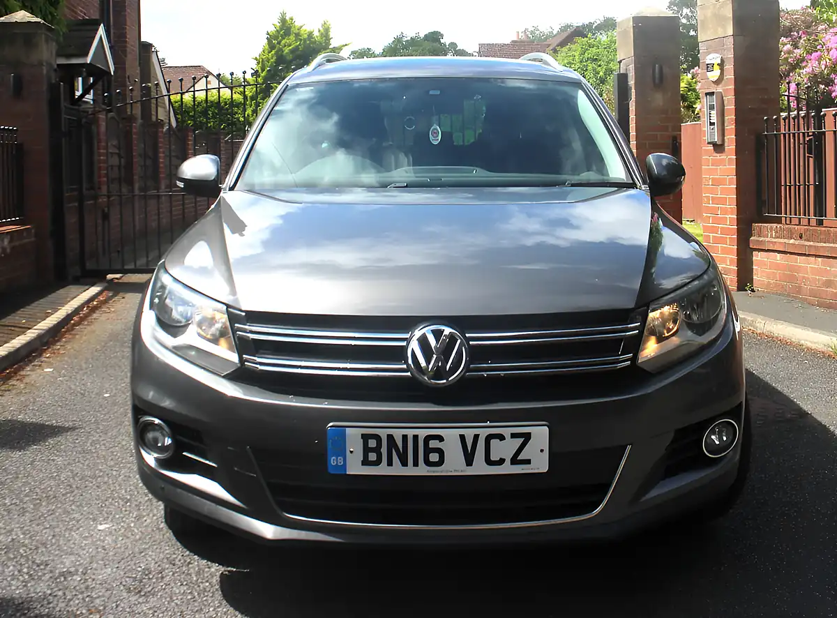 Used 2016 Volkswagen Tiguan Match Edition Grey - Interior and Exterior details 3