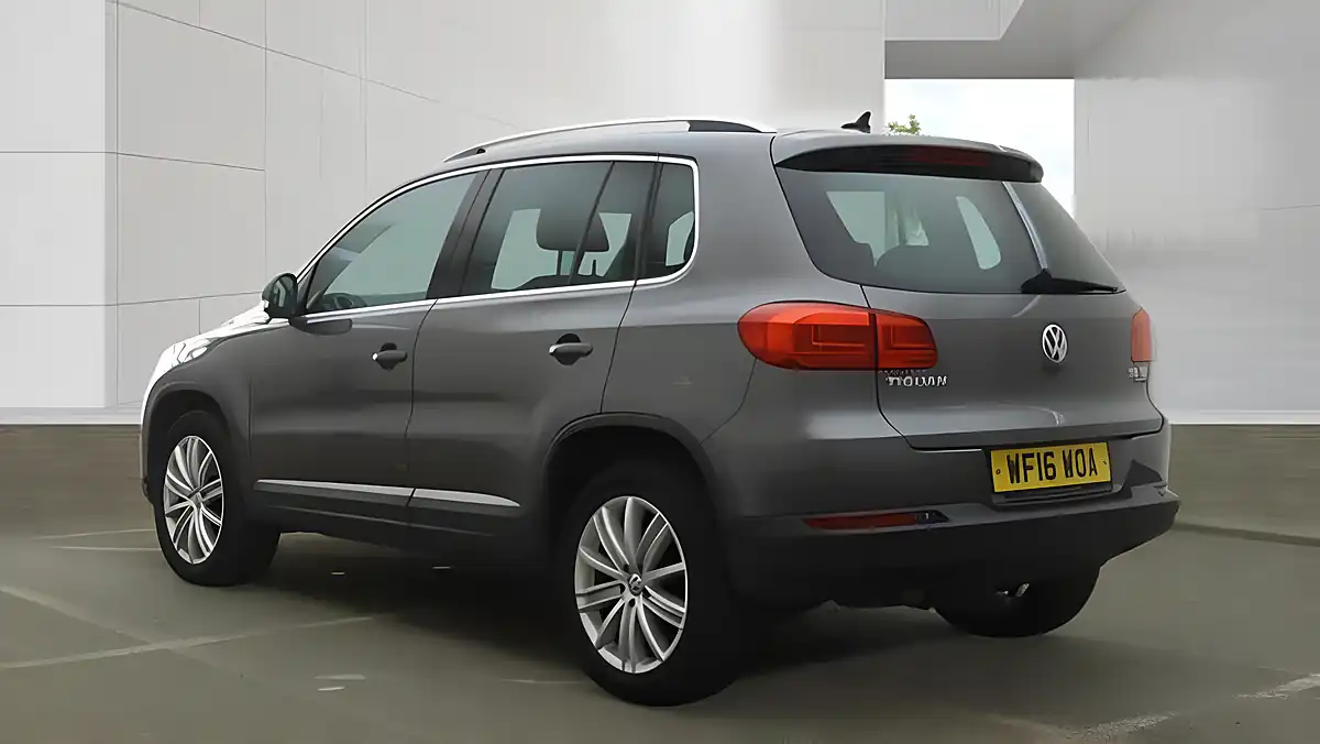 Used 2016 Volkswagen Tiguan Match Edition Grey - Interior and Exterior details 3