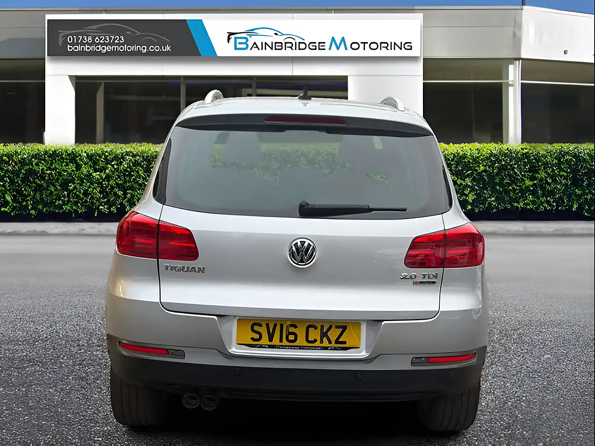 Used 2016 Volkswagen Tiguan Match Edition Silver - Interior and Exterior details 4