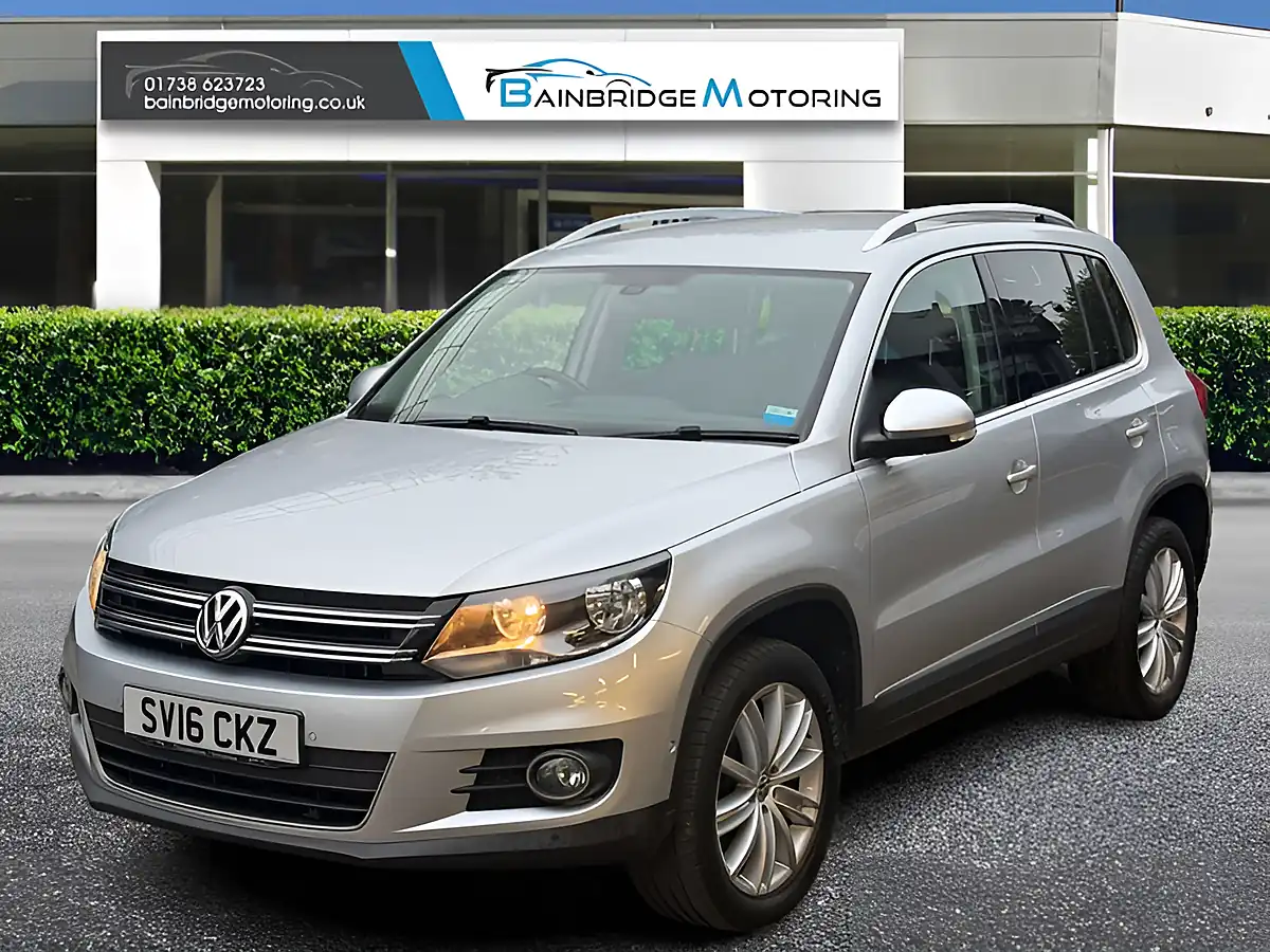 Used 2016 Volkswagen Tiguan Match Edition Silver - Interior and Exterior details 7